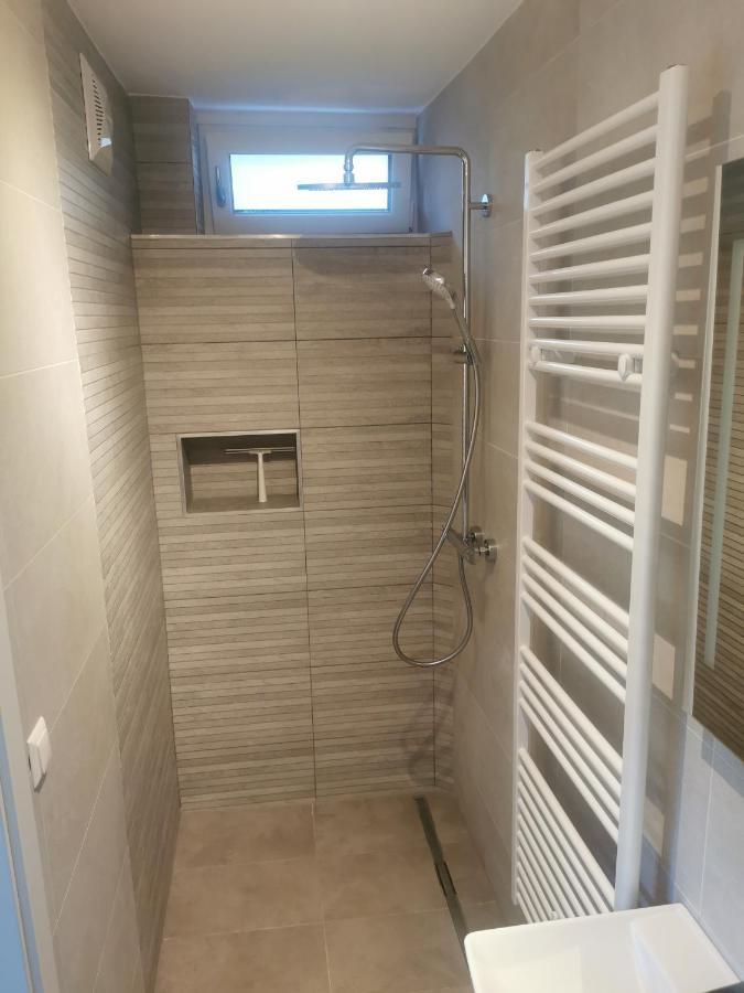 Modern Studio Perauer Gmund in Karnten Bagian luar foto
